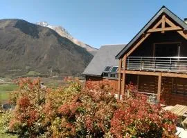Les GITES DE CAMPARAN - gîte "le PETIT CHALET"