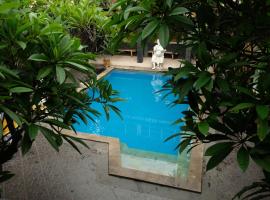 파당바이에 위치한 호텔 Kerti Beach Bungalow and Restaurant