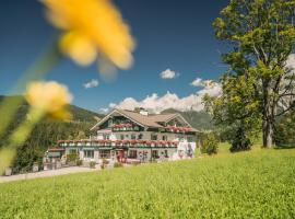 Landhaus & Ferienwohnungen Bergrast, hotell i Ramsau am Dachstein
