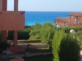 Fantastic Chalet ,North coast, beach hotel in Dawwār ‘Abd Allāh