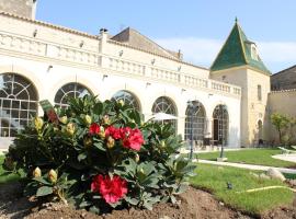 Les Galeries de Beaulac, hotell sihtkohas Pézenas