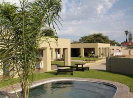 Hadassa Guest House, hotel cerca de Otjiwarongo Railway Station, Otjiwarongo