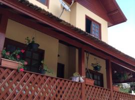 Hospedagem dona Tania、カネラのホームステイ