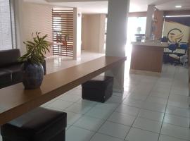 Leal Classic Hotel, hotel a Itabuna