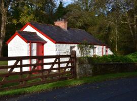 Railway Crossing Cottage, holiday home sa Murlas Bridge