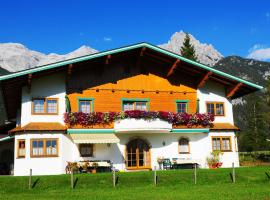 Ferienwohnung Simair, Hotel in Sankt Ulrich am Pillersee