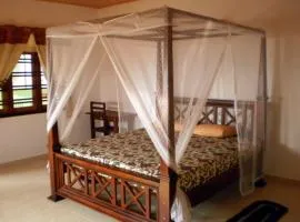 Budde's Beach Restaurant & Guesthouse