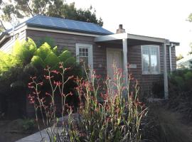 Tramway Cottage, holiday home in Strahan