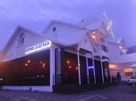 Jazz House Boutique Hotel, hotel en Geoje