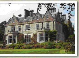 Craigsanquhar House, hotel v destinaci Logie