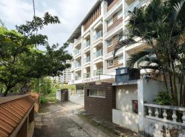 D Homz Suites, hotel i Kochi