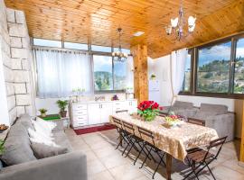 The Spirit Of Tzfat Villa, vacation home in Safed