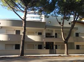 Villa Nodari, hotel em Lignano Sabbiadoro