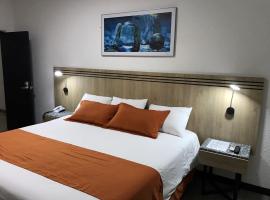 Hotel Mar Azul: Manta, Eloy Alfaro Uluslararası Havaalanı - MEC yakınında bir otel