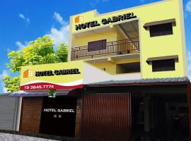 Hotel Gabriel: Hortolandia şehrinde bir otel