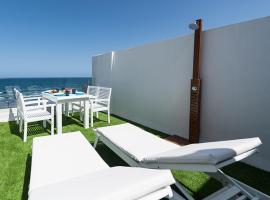 DELUXE HOME, SEA VIEW AND TERRACE GC52, bolig ved stranden i Arucas