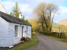 Glenbranter Cottage, hotel in Strachur