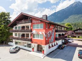 Hotel Rheinischer Hof, hotell i Garmisch-Partenkirchen