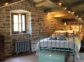 Bolara 60: the Cottage