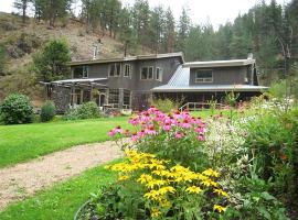 Mountain Springs Nature Retreat, готель біля визначного місця Quickdraw, у місті Kaleden
