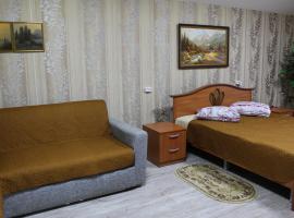 12 Mesyatsev Hotel, hotel in Pechory