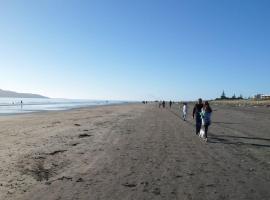 Dream Escape for 2, nhà nghỉ dưỡng gần biển ở Paraparaumu Beach