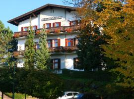 Pension Waldfriede, romantic hotel in Bad Tatzmannsdorf