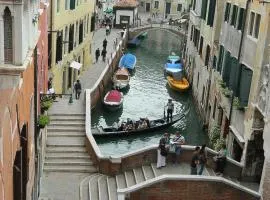Venice Dose Guesthouse