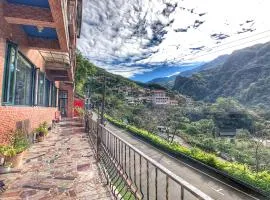 Xanadu Hostel