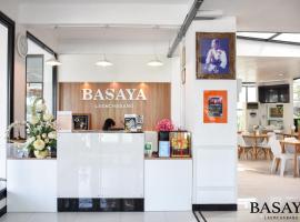 Basaya Laemchabang, hotel v destinaci Ban Laem Chabang