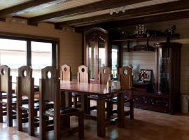 Country club, готель в Ужгороді