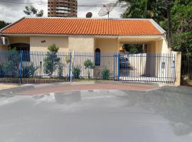 Pousada Catarina, guest house in Maringá