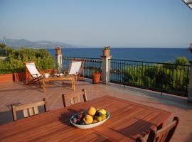 Case Pioppi, hotel v destinaci Pioppi
