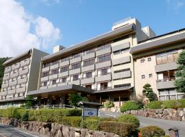 Yumoto Kanko Hotel Saikyo, жилье для отдыха в городе Нагато