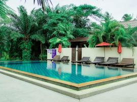 Palm Sweet Resort, three-star hotel in Chumphon