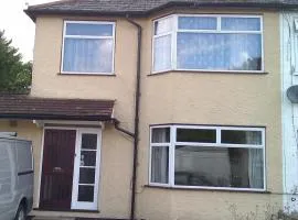 Hill Crescent