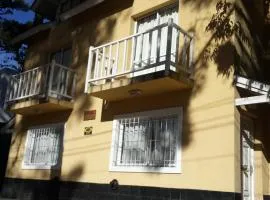 Pato Pinamar -Familiar-No se aceptan grupos de jóvenes