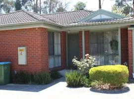 Australian Home Away Ringwood Bardia