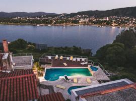 lacasonavistalago, Villa in Villa Carlos Paz