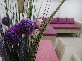 Jasmin White Apartment