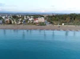 Zeus Hotel