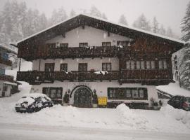 Hotel Al Larin, hotell i Cortina dʼAmpezzo