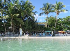 Hotel Club Rolling Stone, hotel di Boca Chica