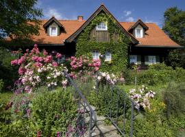 Altes Gehöft am Lormanberg、Kirchberg an der Raabの駐車場付きホテル