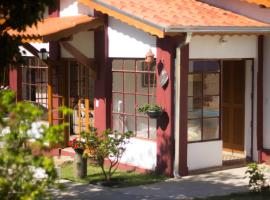 Villa Cottage Pousada, ξενοδοχείο σε Monte Alegre do Sul