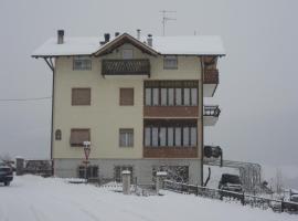Silvano Fanti, hotel a Rumo