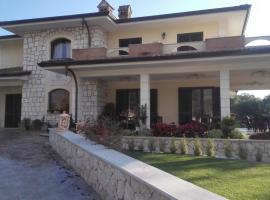 Antica casa Scardone ฟาร์มสเตย์ในPiedimonte San Germano