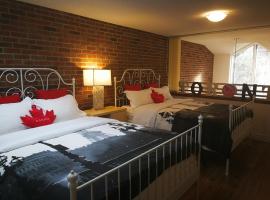 Margie Townhome Suites, hotel cerca de Universidad Ryerson, Toronto