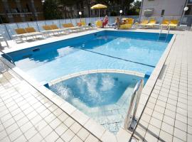 Hotel Giunchi, hotel v destinaci Cervia