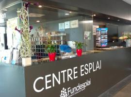 Centre Esplai Albergue, hotel perto de Aeroporto Internacional de Barcelona - El Prat - BCN, 